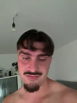 younbooy4 live