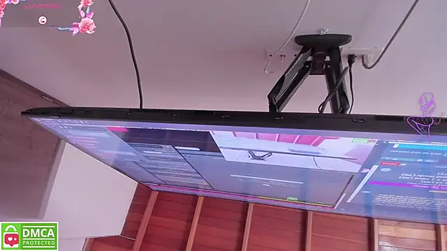 Michell_evans live