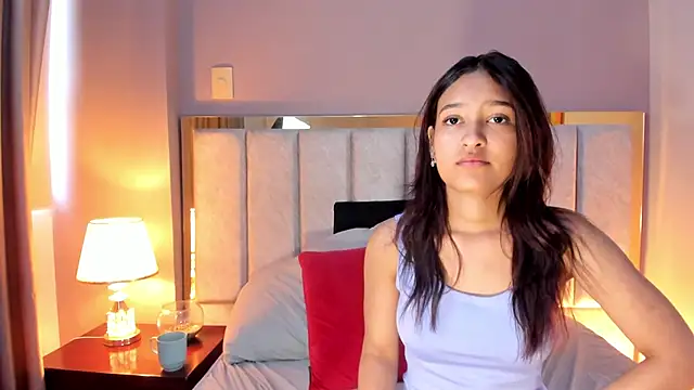 FreyaCameron live