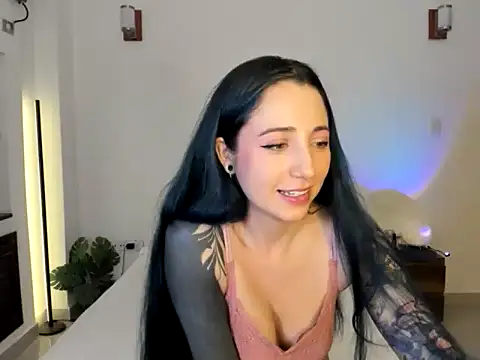 EvangelineLoveee live