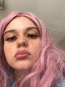 Selena_Roa live