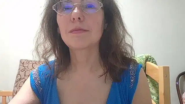 HollyJewel live