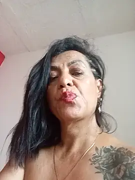 awezomepenelope live