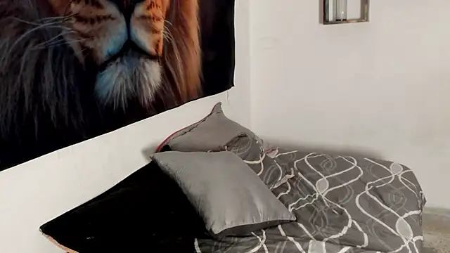 ashley_girl_queen live