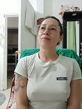 emilypoppy3 live