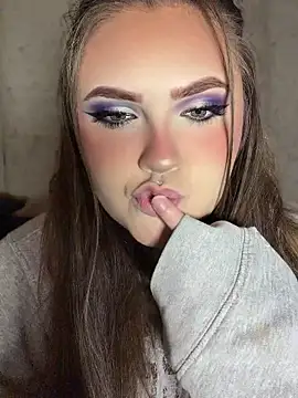 babyizzie live