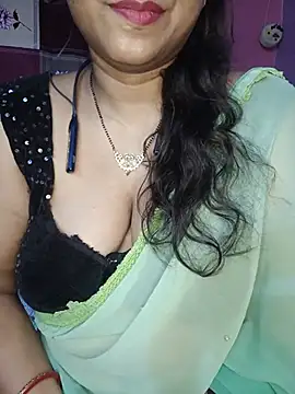 Sexy_Mona_Bhabhi live