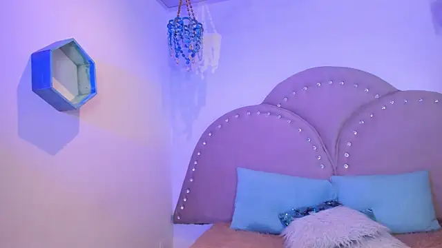 CharlotteCooper_ live