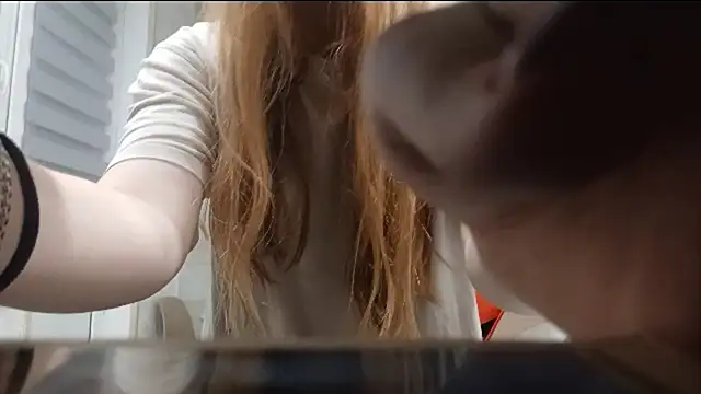 KarinaBestie live