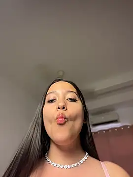 Nhefertary live