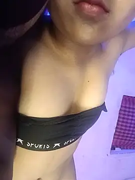 baby_girl_099 live