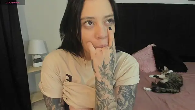 Sara_B live