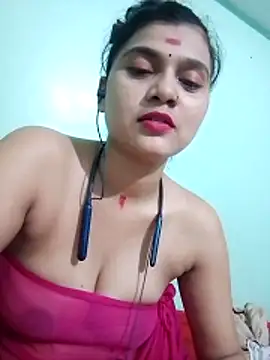 Kiara-Sharma live