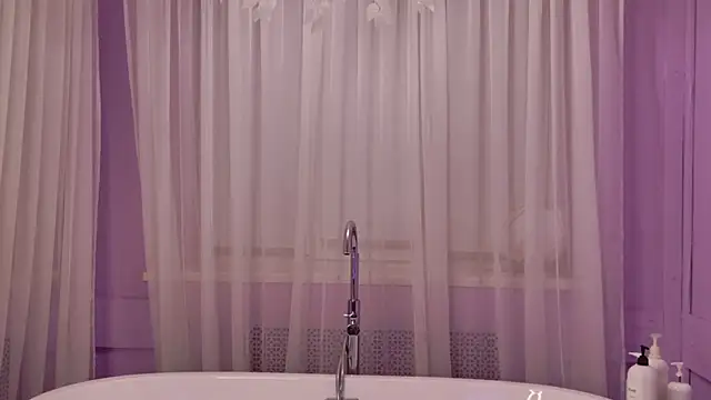 LeyaAtwood live