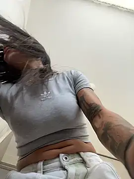 ReggieG live