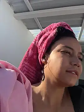 TamaraMera live