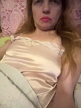 Suzanele live
