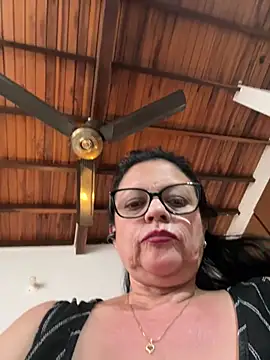 Sharongirl07 live