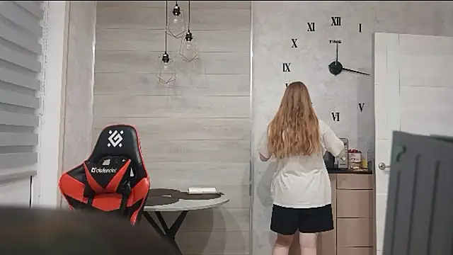 KarinaBestie live