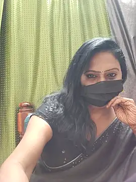 Meera_mia live
