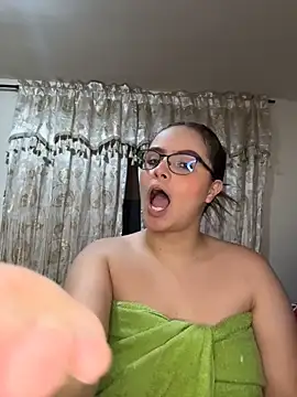 Tayler_Kim live