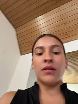 Talia_Bonet live