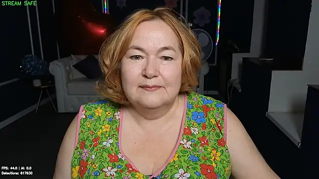 Nola_Nurse live