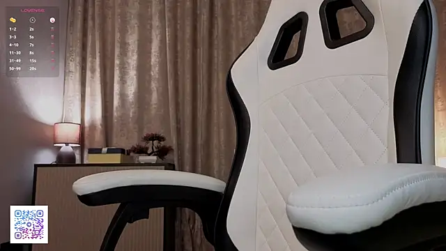 JenevaLitalien live