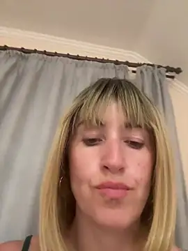 Milana_aa live