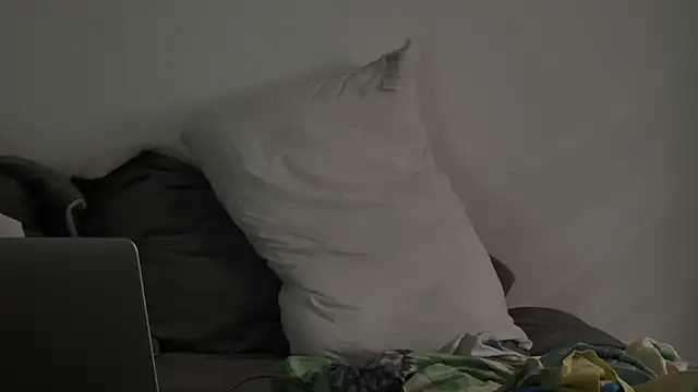 Sarah_sumemers live
