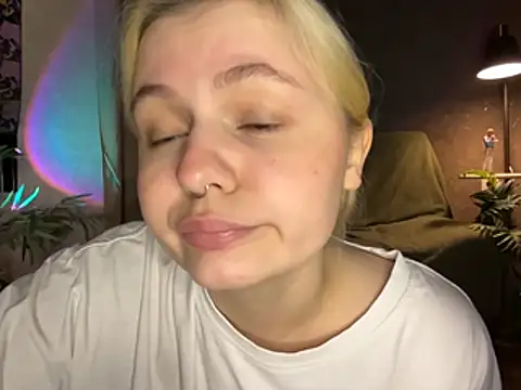 MoonIvy_ live