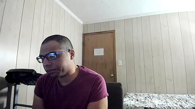 NaturalBeautyQueen live