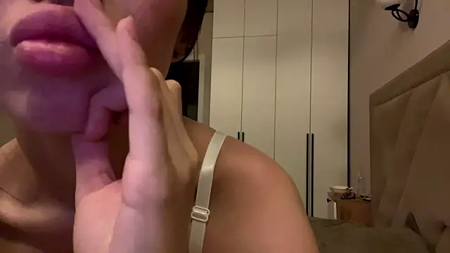LivelyEmulsion live