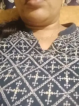 Monika_telugu_queen live