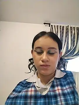 L0lita_Emi12 live
