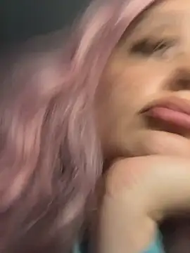 Selena_Roa live
