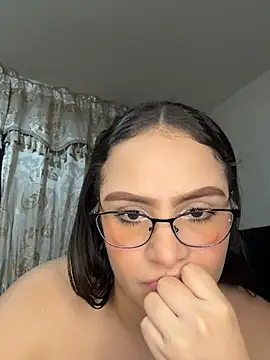 Tayler_Kim live