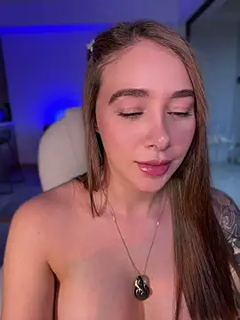 lanataylor_7 live