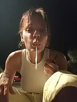 JuneLaFrenchie live