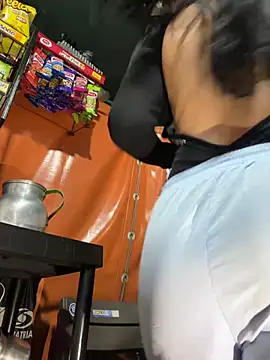 Sol_Scarleett live