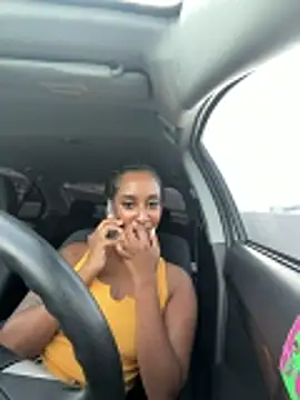 Your_Paris live