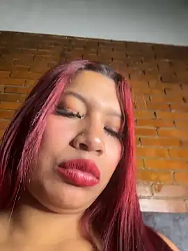 Cherry_Charlottee live