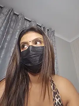 TemptingMiss_Daisy live