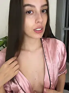 Laureen___ live