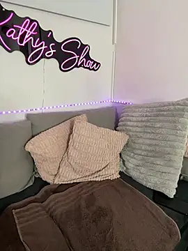 InKed-Kathy live