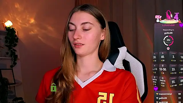 lady_curls live