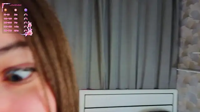 DaynaMacha live