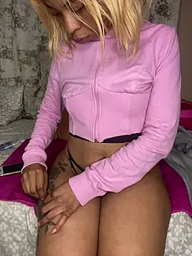 CandySlender18 live