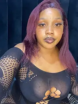 THICKBARBIE32 live