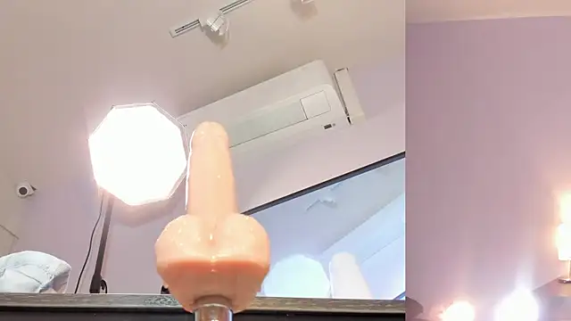 lupeebony live